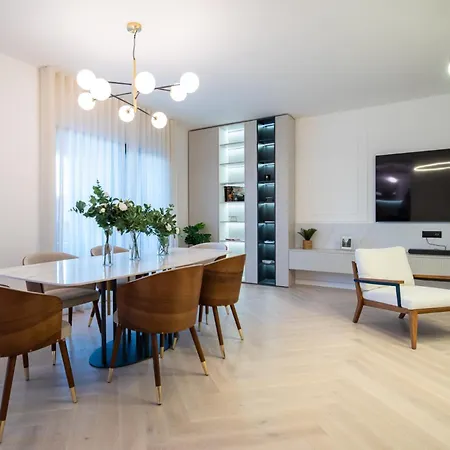 Cascade Luxury