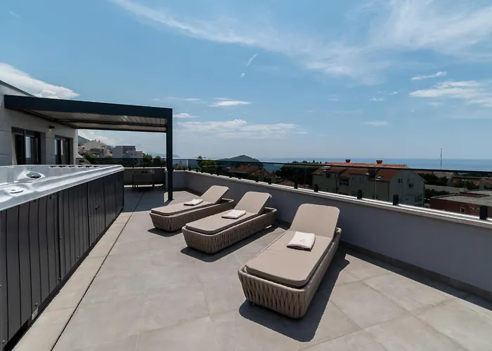 Cascade Luxury Apartment *