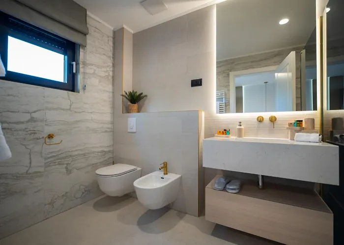 Cascade Luxury Apartment