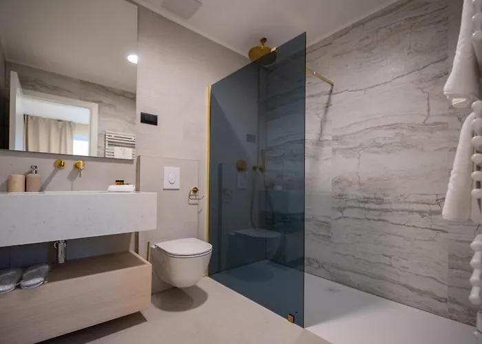 Cascade Luxury *