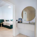Cascade Luxury *