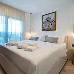 Cascade Luxury *